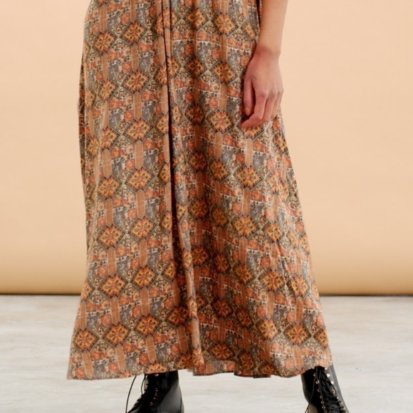 BY Timo Delicate V-Neck Dress – Emerald - Picture 2 of 10